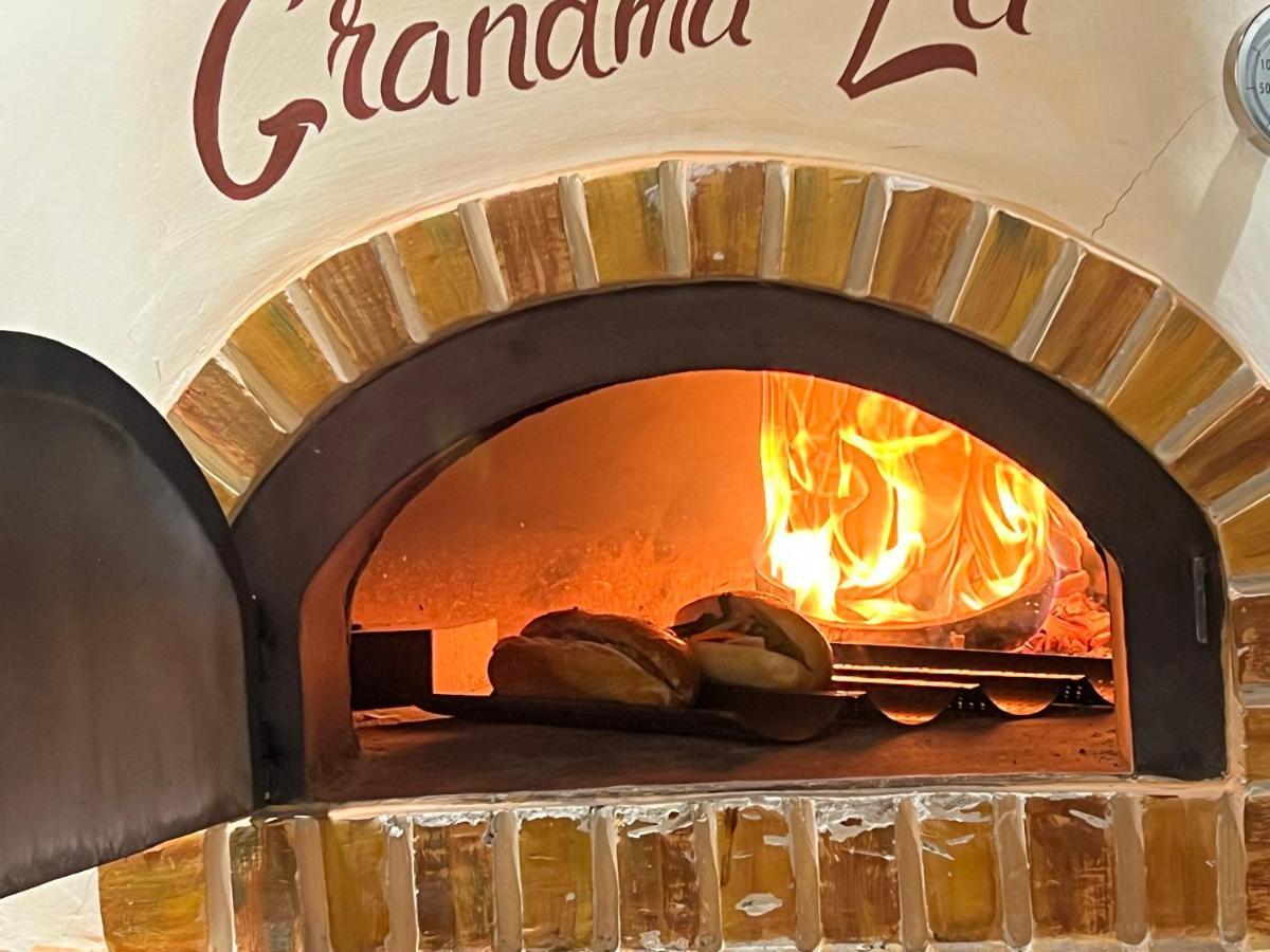 Grandma Lu'S Saigon Japan Town Otel Ho Şi Min Dış mekan fotoğraf